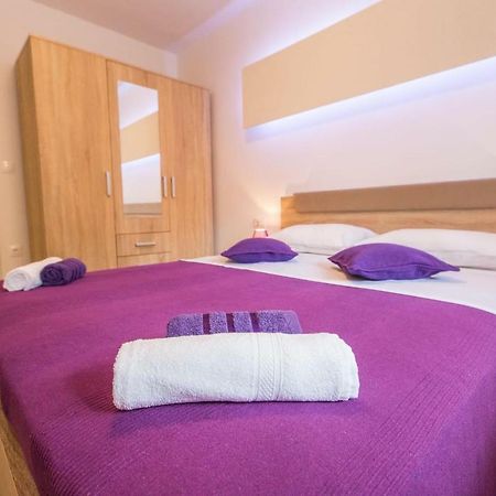 PUY Apartment Amelia מראה חיצוני תמונה