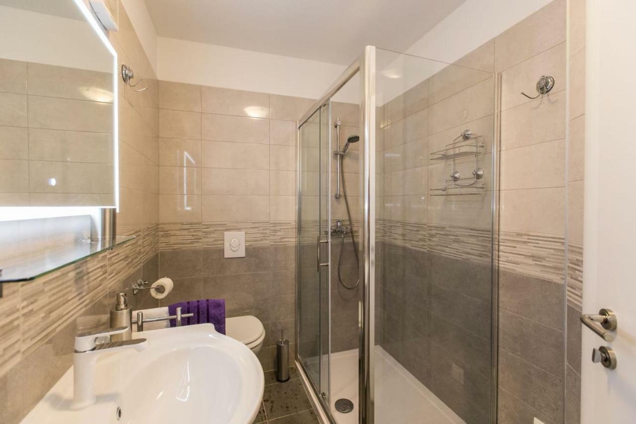PUY Apartment Amelia מראה חיצוני תמונה