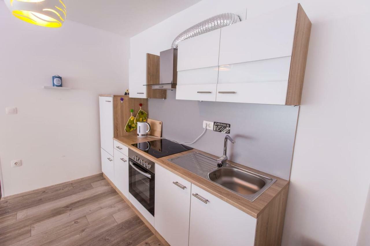 PUY Apartment Amelia מראה חיצוני תמונה