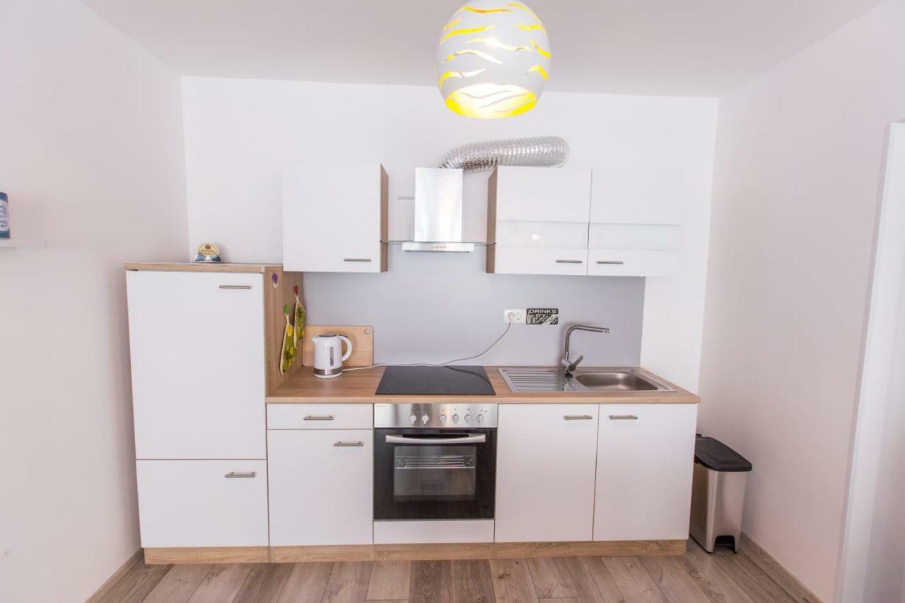 PUY Apartment Amelia מראה חיצוני תמונה