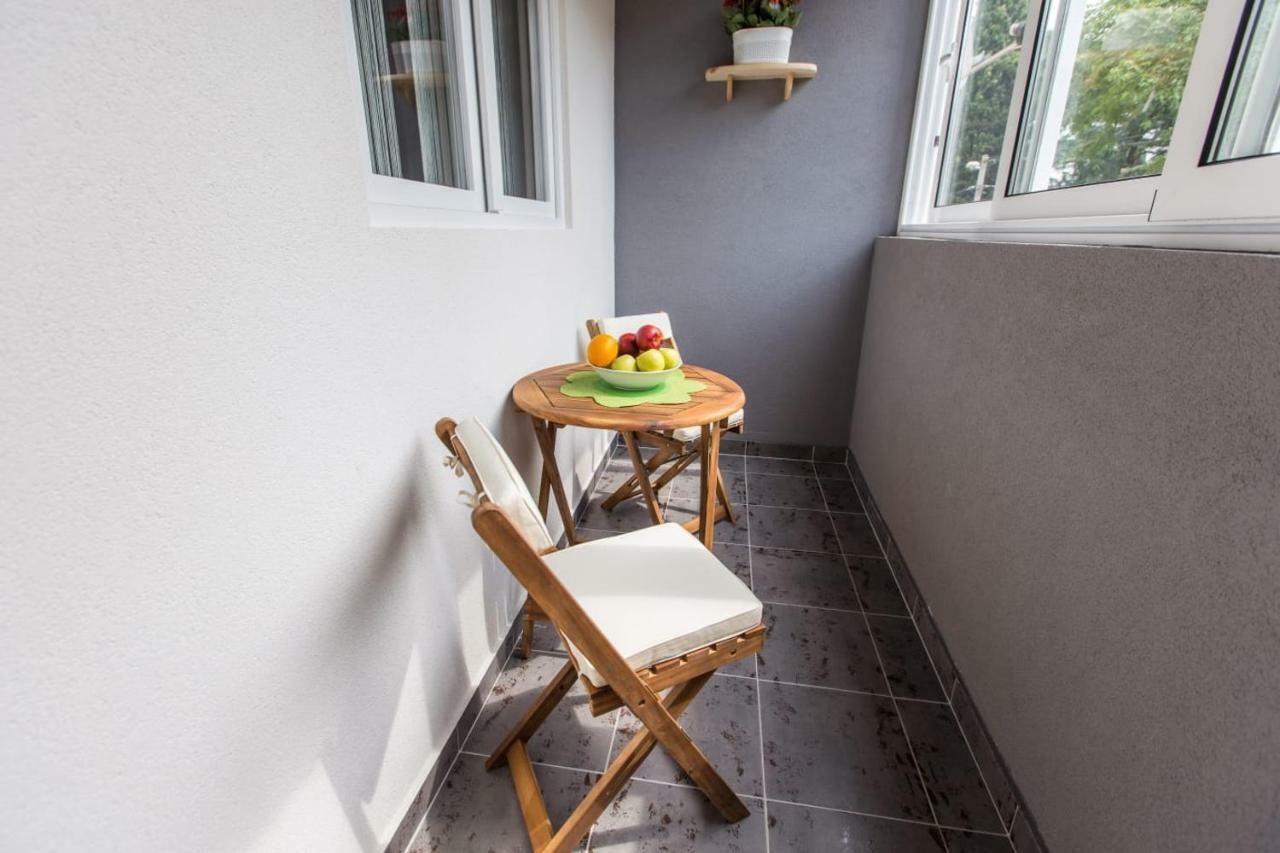 PUY Apartment Amelia מראה חיצוני תמונה